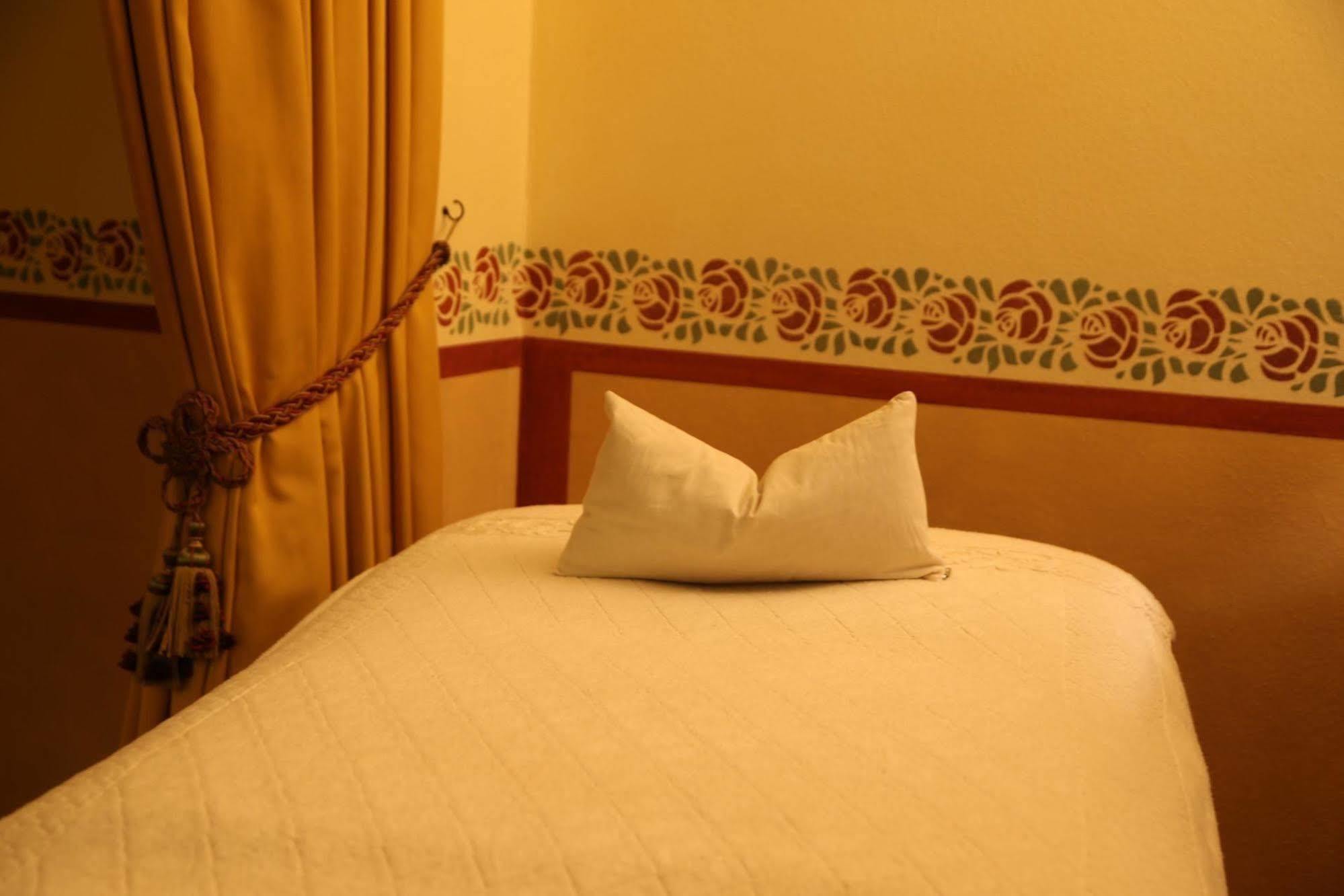 Alpen Suite Hotel มาดอนนาดีกัมปิโญ ภายนอก รูปภาพ
